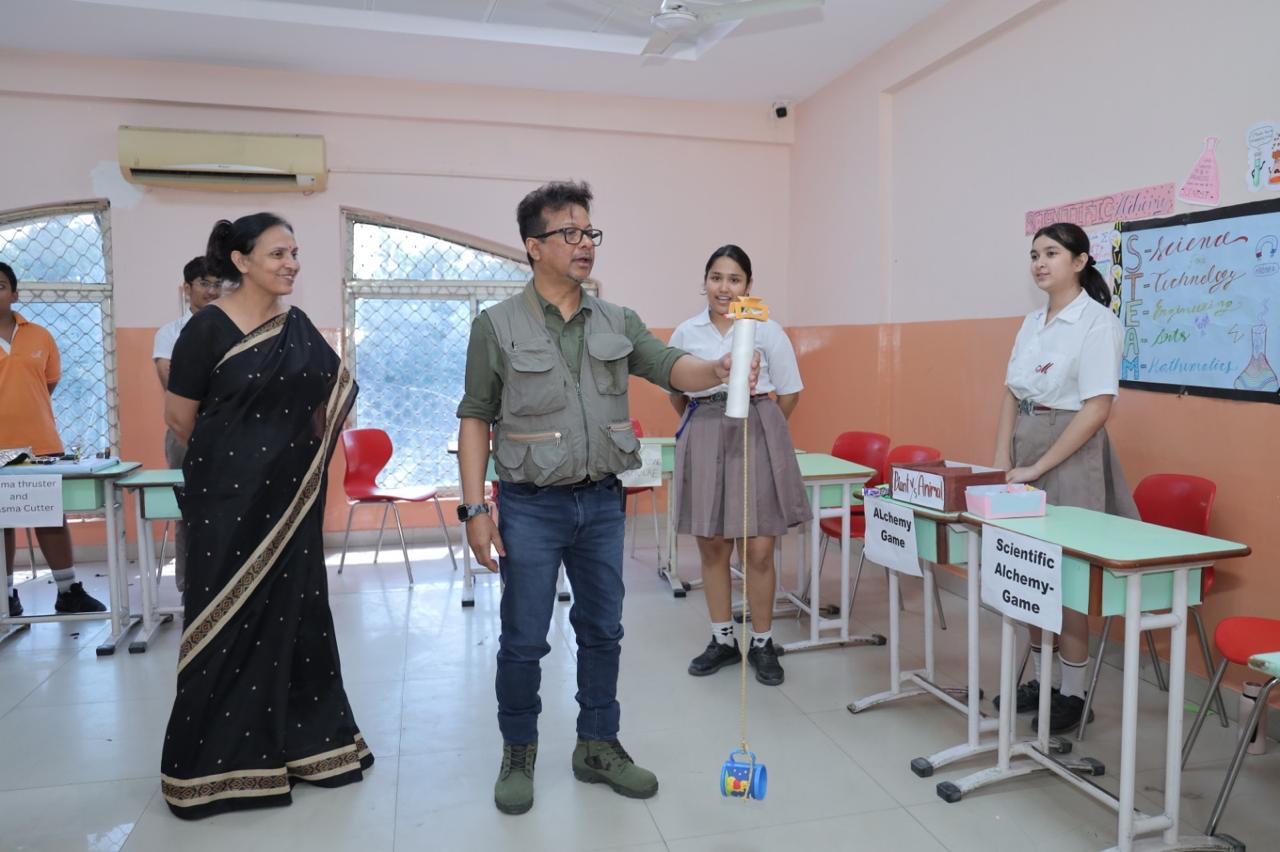 STEAM Spectacle: Fostering Future Innovators 